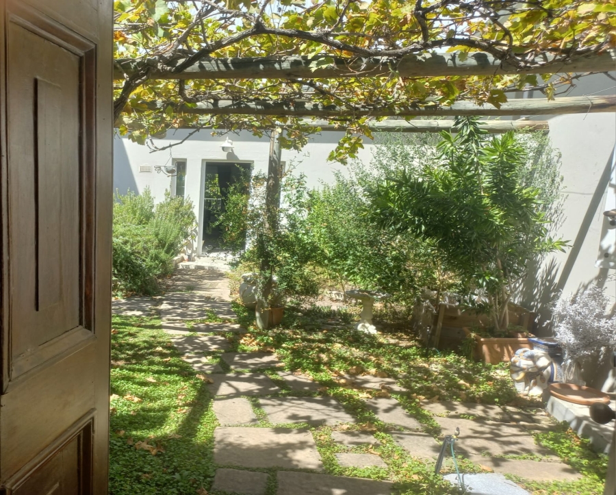 To Let 2 Bedroom Property for Rent in Hermanus Rural Western Cape